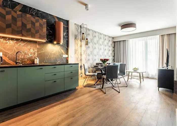 Plac Litewski Premium Apartamento 3*